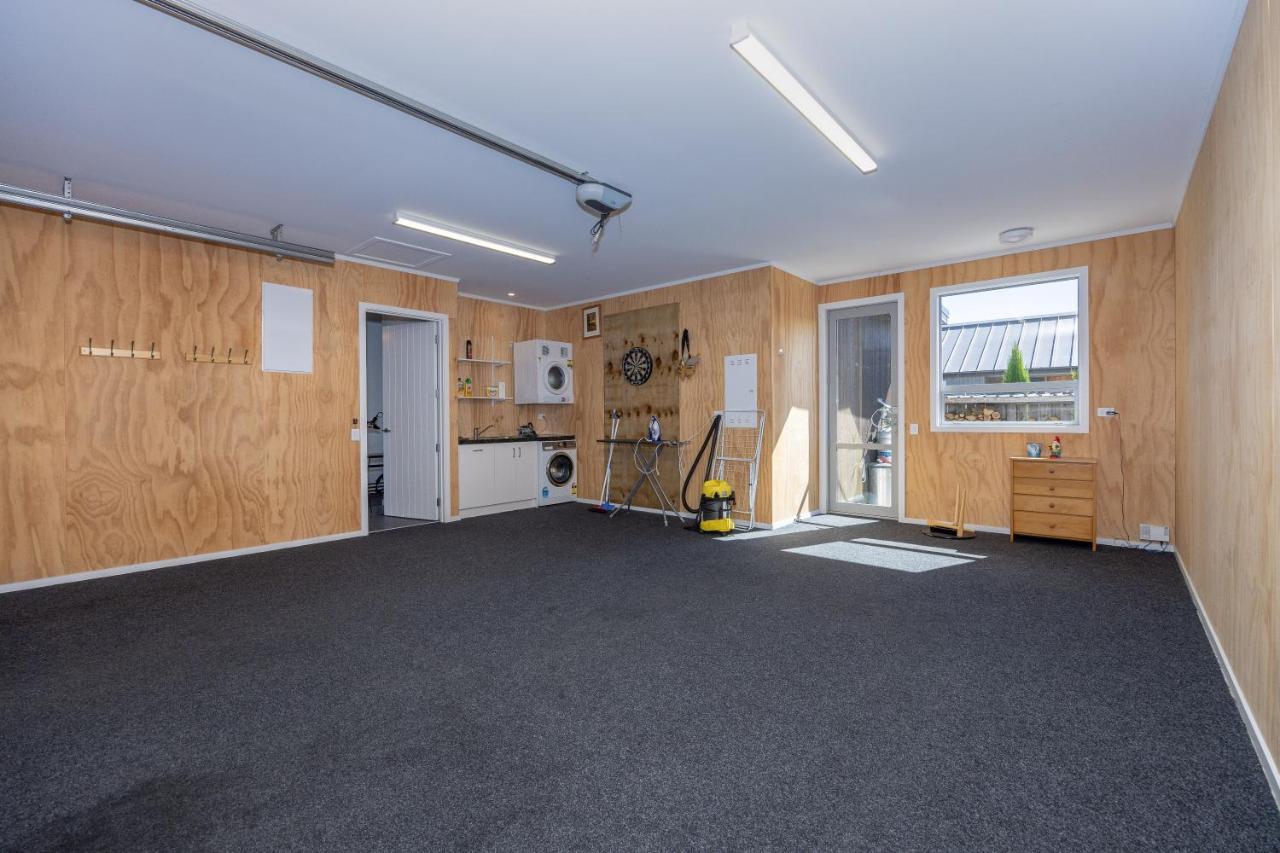 Prime Location On Warren St - 3 Bedroom Town House Wanaka Exterior photo